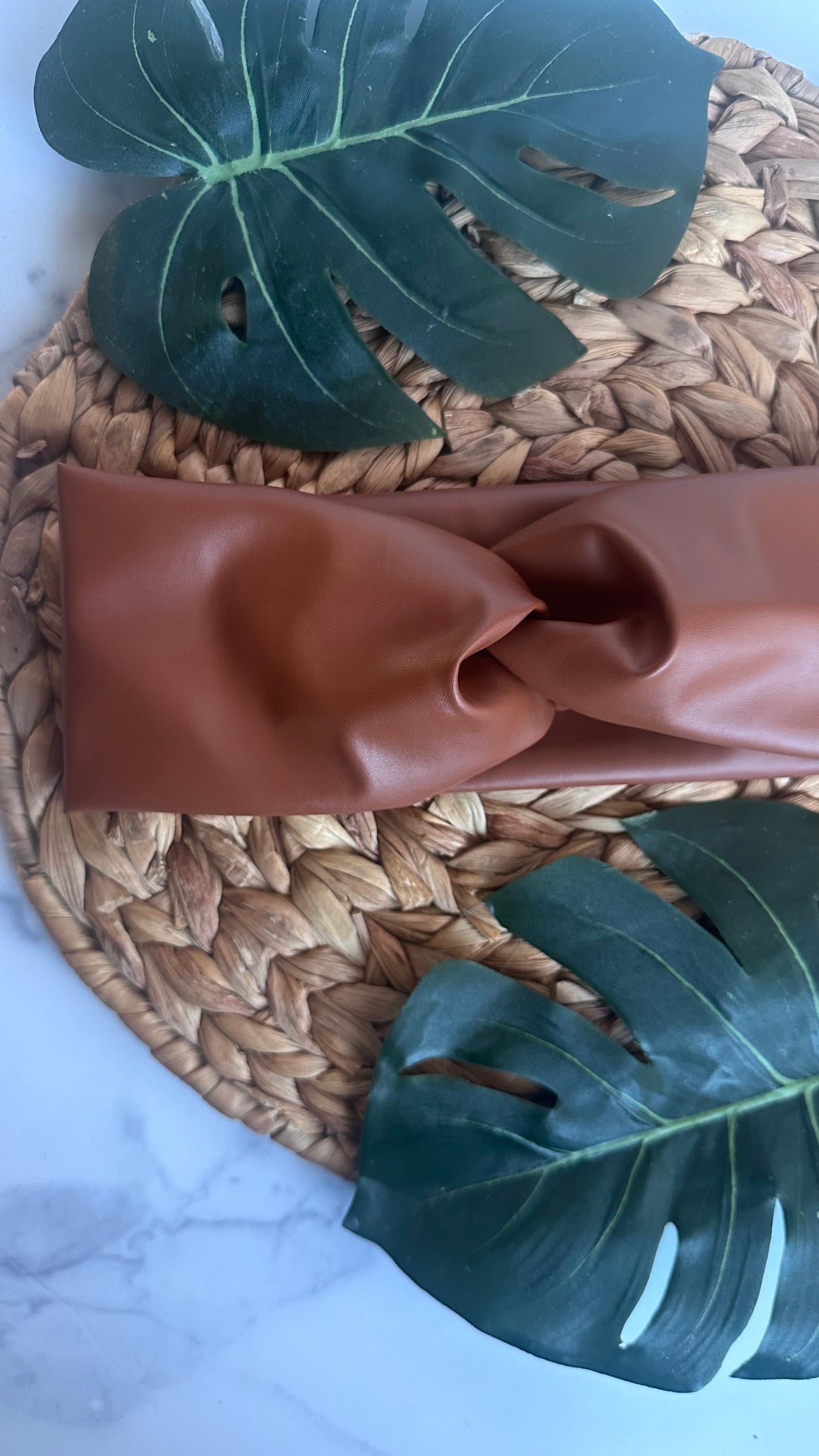 Faux leather Twistband