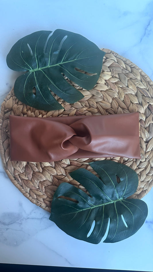 Faux leather Twistband