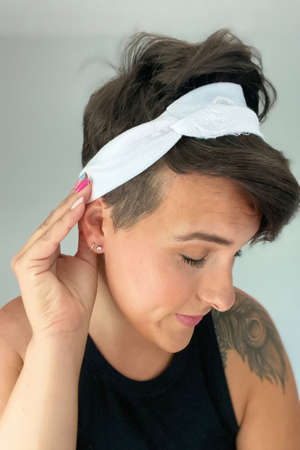 Distressed headband- White