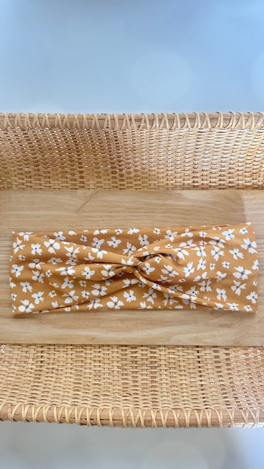 Karen’s Floral Scrunchie