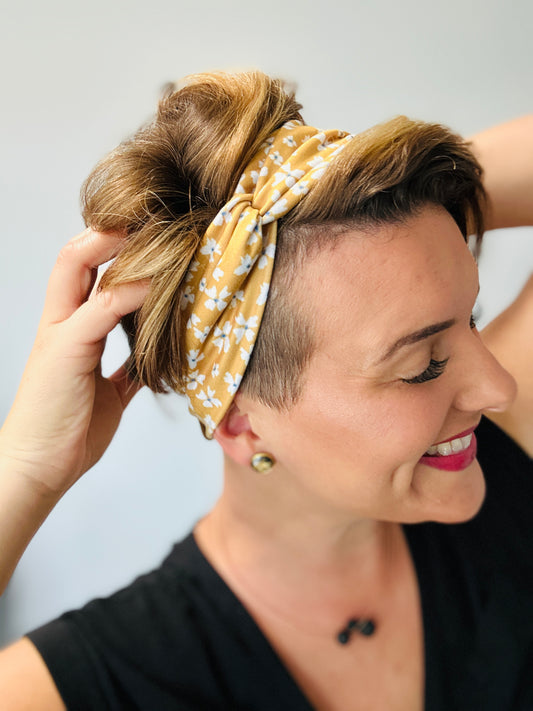 Karen’s Floral Scrunchie