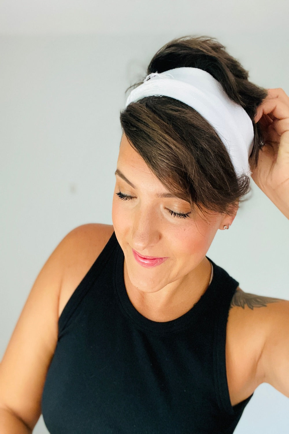 Distressed headband- White